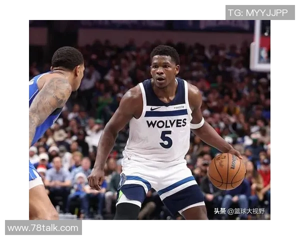 哈特精准反击助攻布里奇斯三分球稳稳命中展现实力