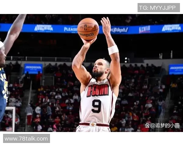 关键时刻对狄龙三分犯规！拉文24投13中&三分10中2空砍30分