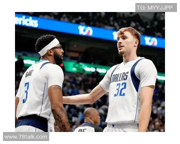 😅尬住！独行侠生涯出场时间：弗拉格441分钟＞浓眉415分钟