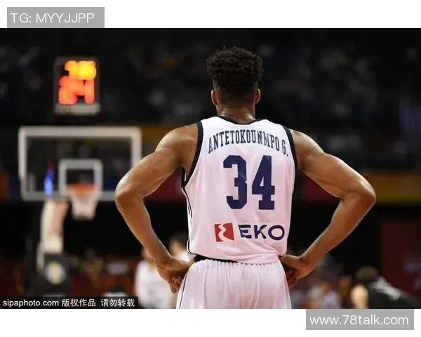 NCAA女篮巨无霸!克鲁克斯30分钟砍下41分4篮板3助攻! NCAA女篮巨无霸!克鲁克斯30分钟砍下41分4篮板3助攻!