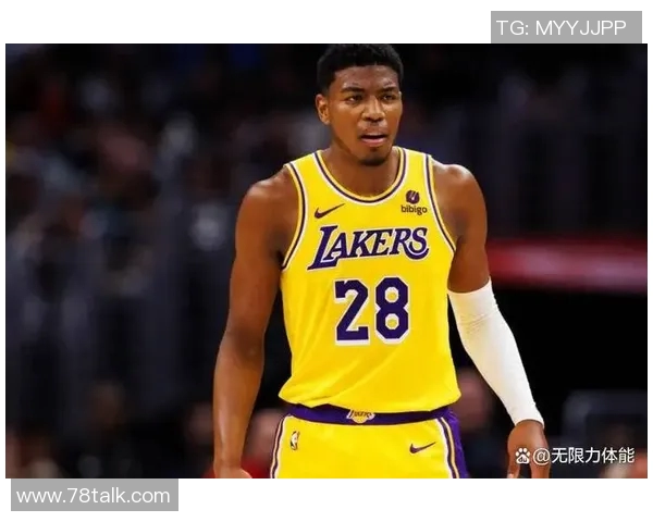 无对抗伤退！东契奇还在更衣室！八村塁下半场代替首发表现惊艳